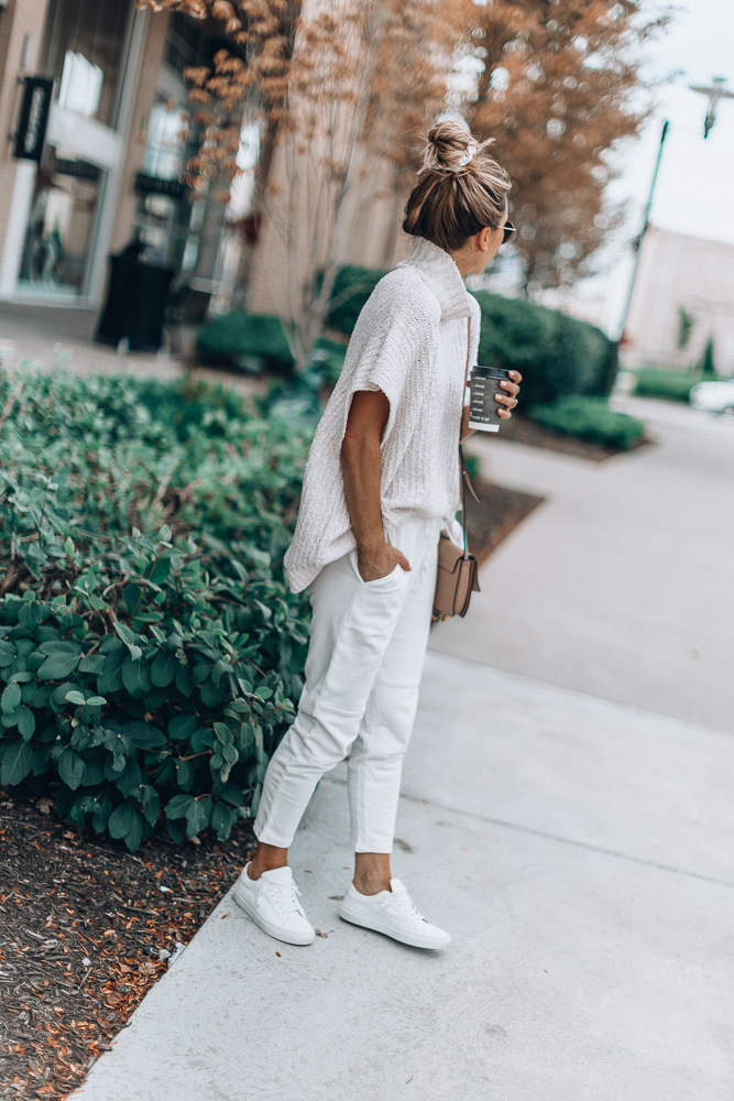 Fatade Fashion House - The FFH - How to perfectly wear white sneakers with  your pant trousers. 🤓👌👌👌 Style 1 . . . . . #casualoutfit #casualstyle  #casualfashion #ootd #outfitoftheday #lookoftheday #TFLers #