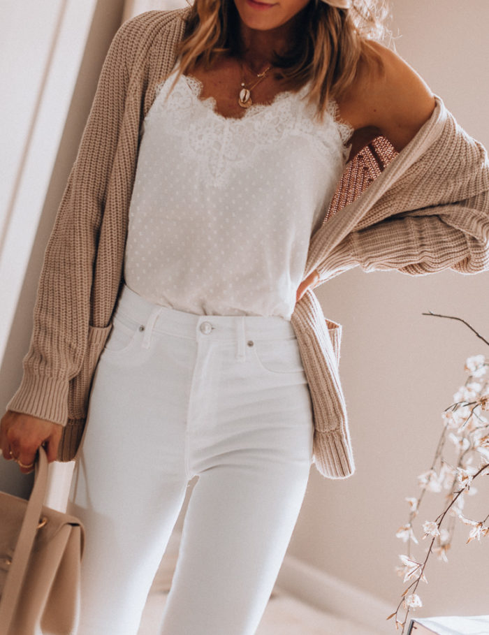 The Best Tips and Tricks for Ladies to Try Out White Jeans in Winter - The  Kosha Journal