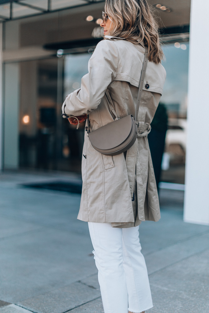 Sleek Italian Leather Everything Crossbody Bag