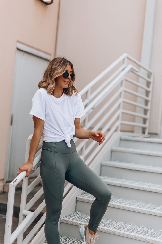 Nine ways to rock your olive-colored leggings - Style with Char Studio