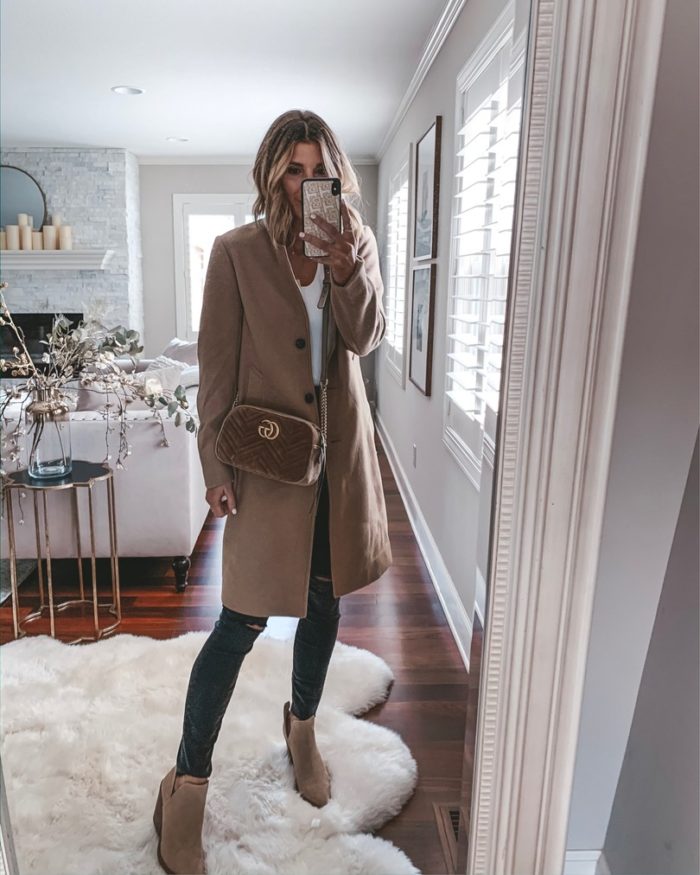 30 Cozy Fall Outfits - Cella Jane
