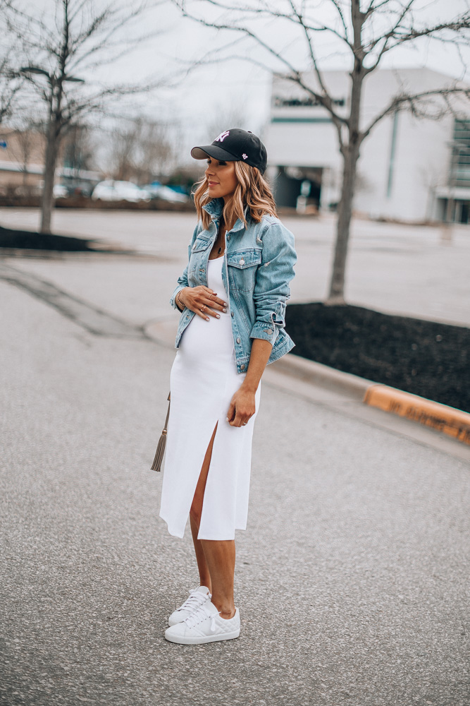 CellaJaneBlog x Splendid  Casual outfits for moms, Wearing dress, Mom  outfits