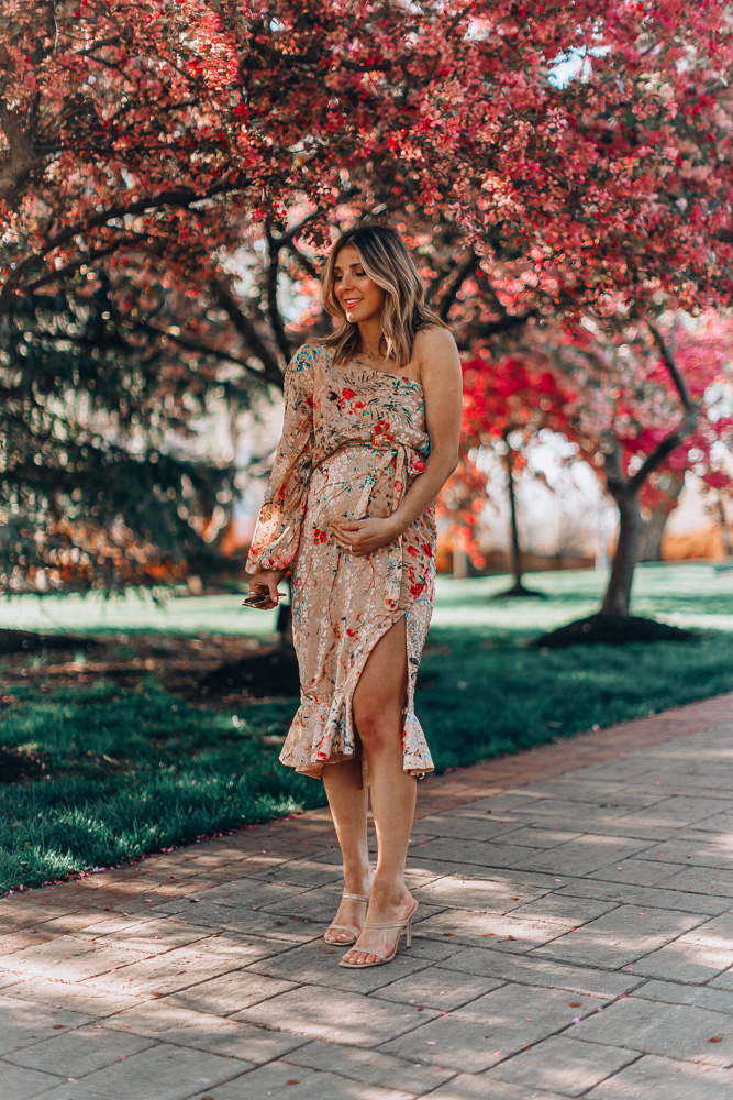 Pregnant wedding clearance guest outfit ideas