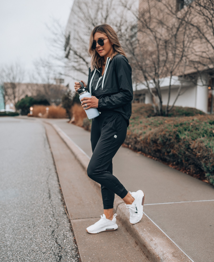 vuori joggers