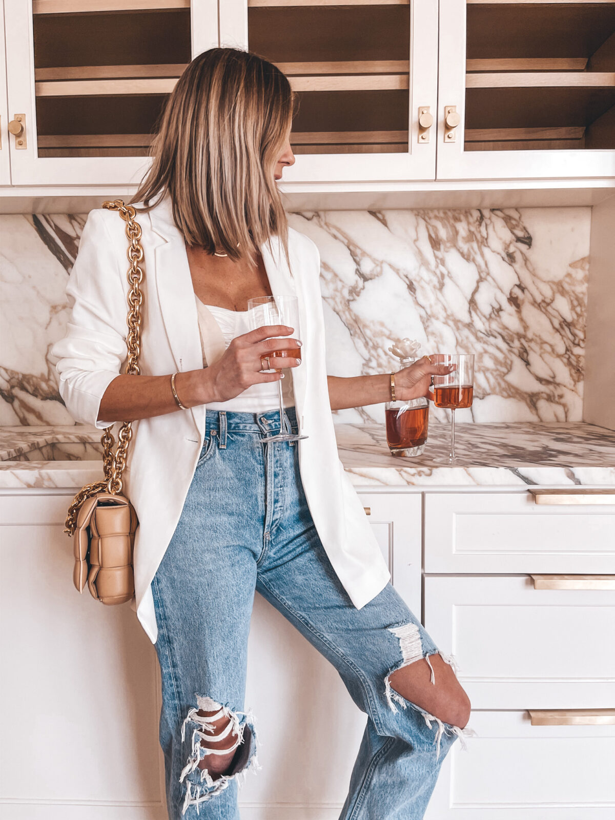 My Coral Heels | Casual shoes outfit, White shirt outfits, White tshirt and  jeans