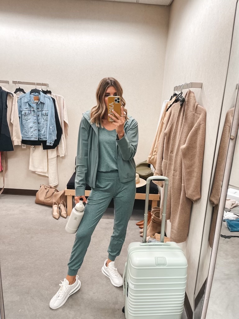 Casual lounge outfit // What I bought from the Anniversary sale