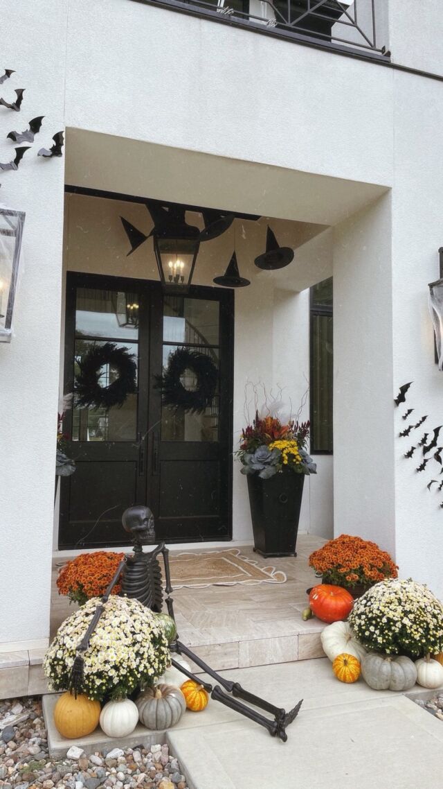 Fall is here, and so is the porch glow-up! 🍂🎃 Keeping it cute, cozy, and just a little bit spooky 👻✨ #adI ordered all items @loweshomeimprovement to make it super easy. Comment LINKS and I’ll send you my shopping list! #FallVibes #PorchRefresh #CozySeason  #LowesPartner