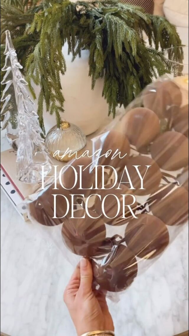 Amazon Christmas decor on sale for Black Friday week! ✨🎄

Comment SHOP below to receive a DM with the link to shop this post on my LTK ⬇ https://liketk.it/4Y9sj #ltkseasonal #ltkcyberweek #ltkholiday #amazonfinds #amazonchristmasdecor #amazondeals